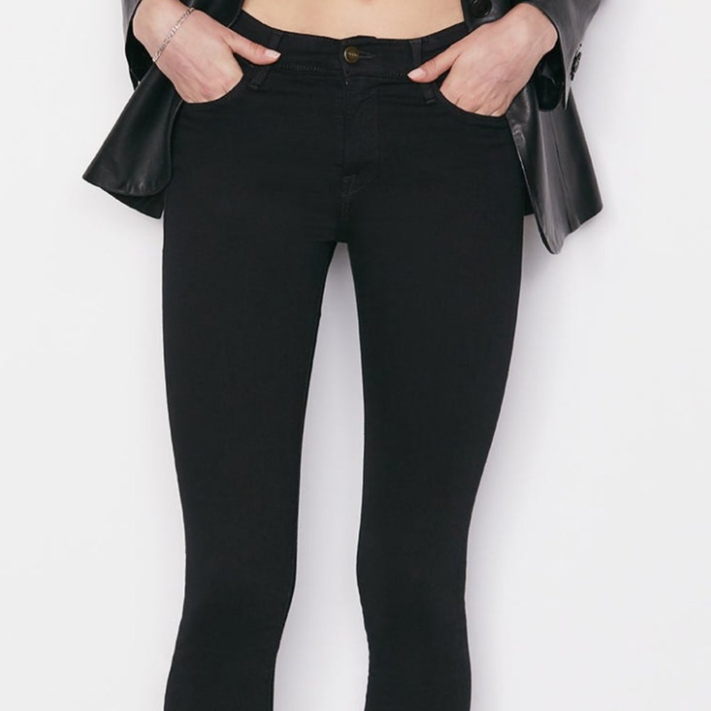 Frame "Le Skinny" Black Cropped Skinny Jeans